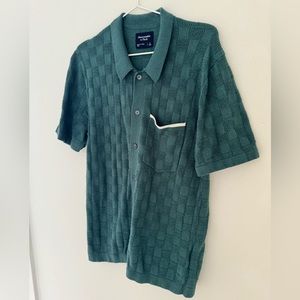 Abercrombie + Fitch Polo Sweater Button Down Size Small in Green — LIKE NEW